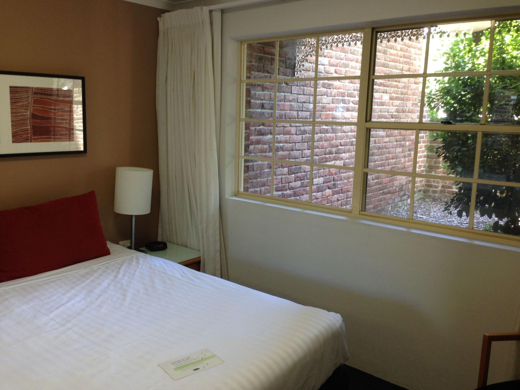 Adina Serviced Apartments Canberra Kingston Exteriör bild