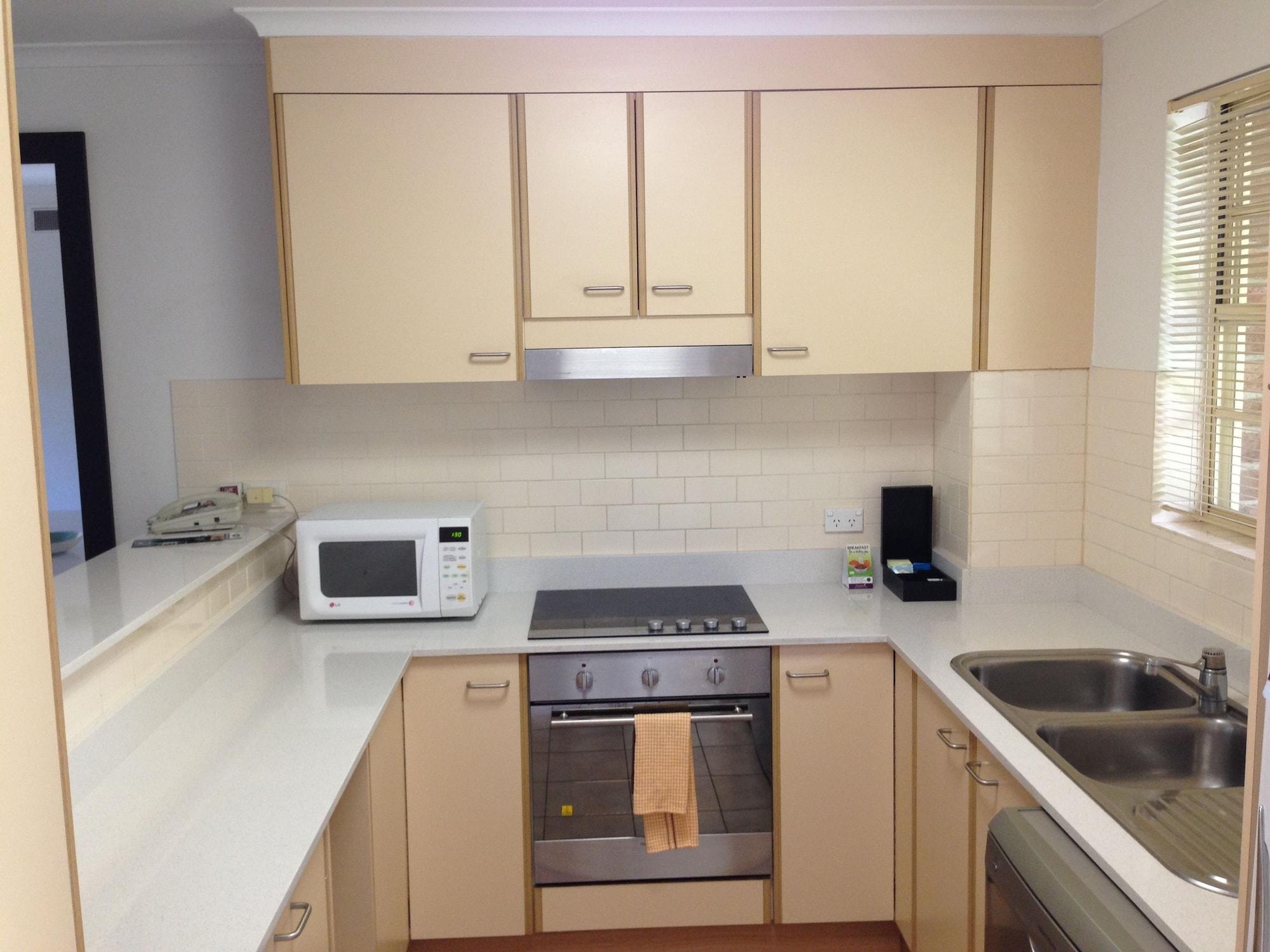 Adina Serviced Apartments Canberra Kingston Exteriör bild