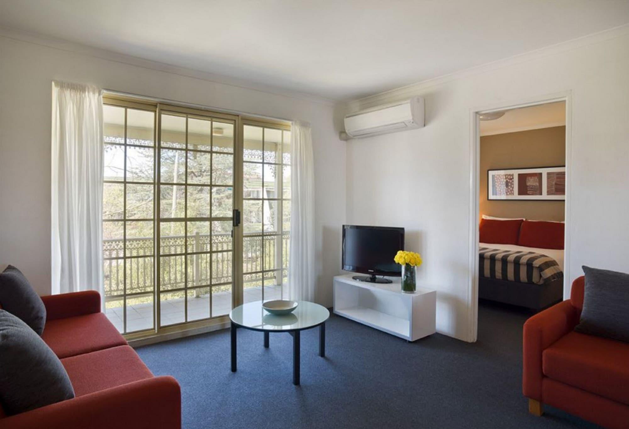 Adina Serviced Apartments Canberra Kingston Exteriör bild