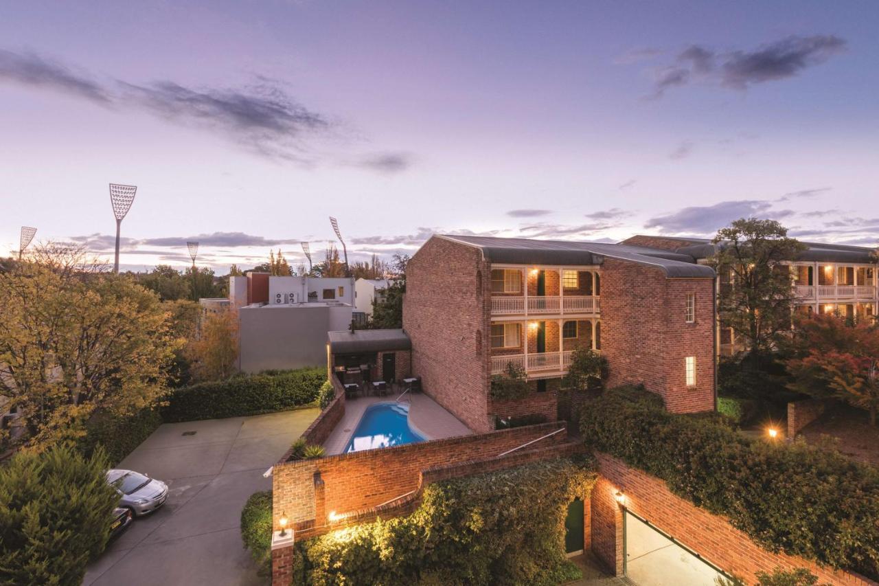 Adina Serviced Apartments Canberra Kingston Exteriör bild
