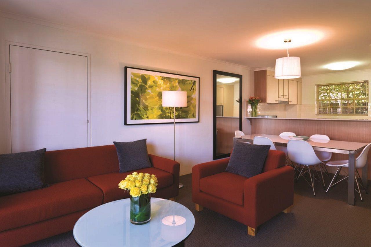 Adina Serviced Apartments Canberra Kingston Exteriör bild